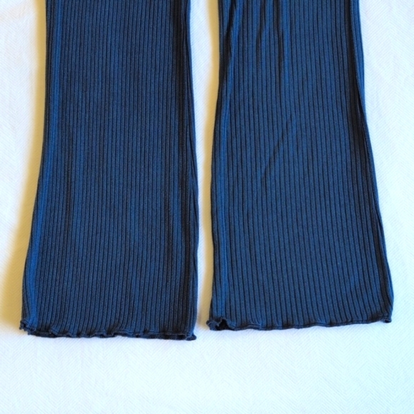 epic threads blue ribbed flare leg lettuce edge leggings size 5 girls - Picture 3 of 5